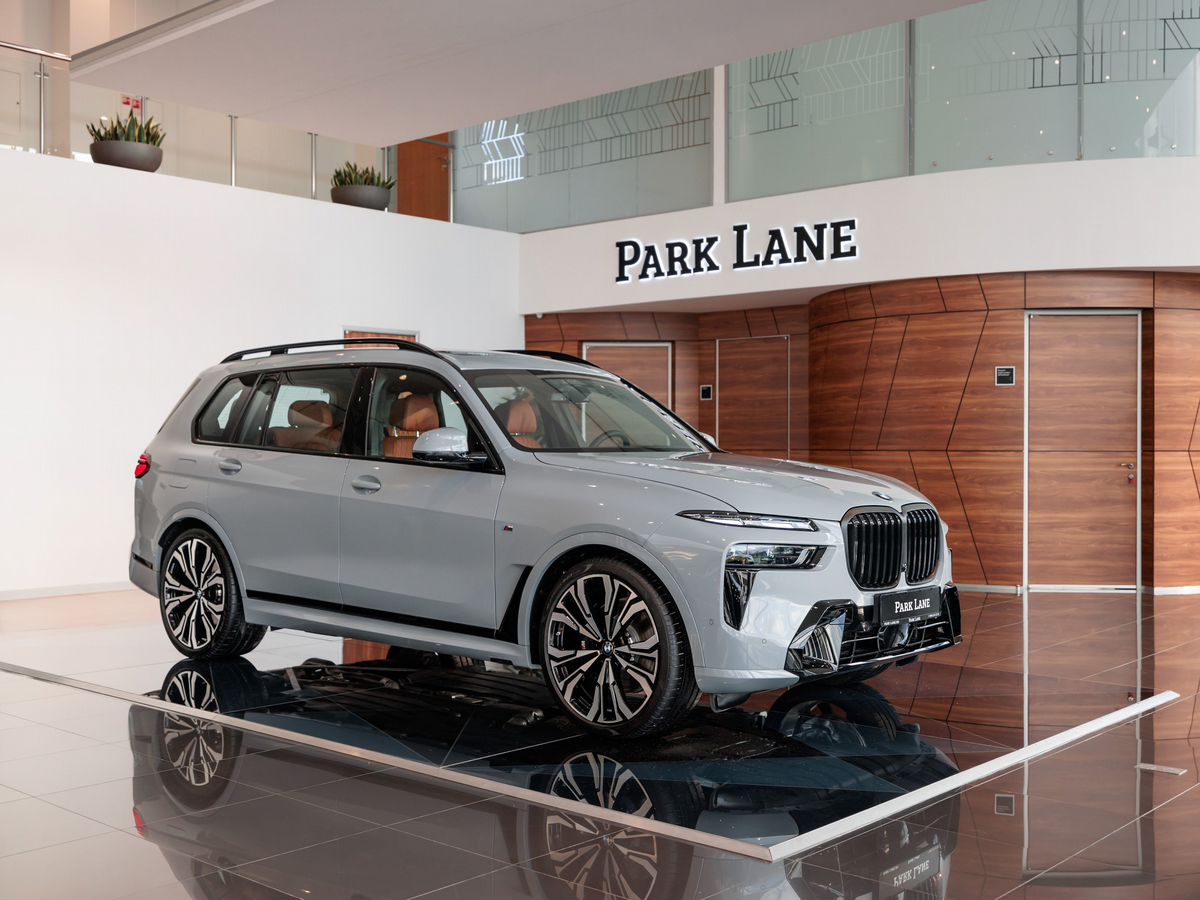 BMW X7 I (G07) Рестайлинг 40d 3.0d AT (340 л.с.) 4WD