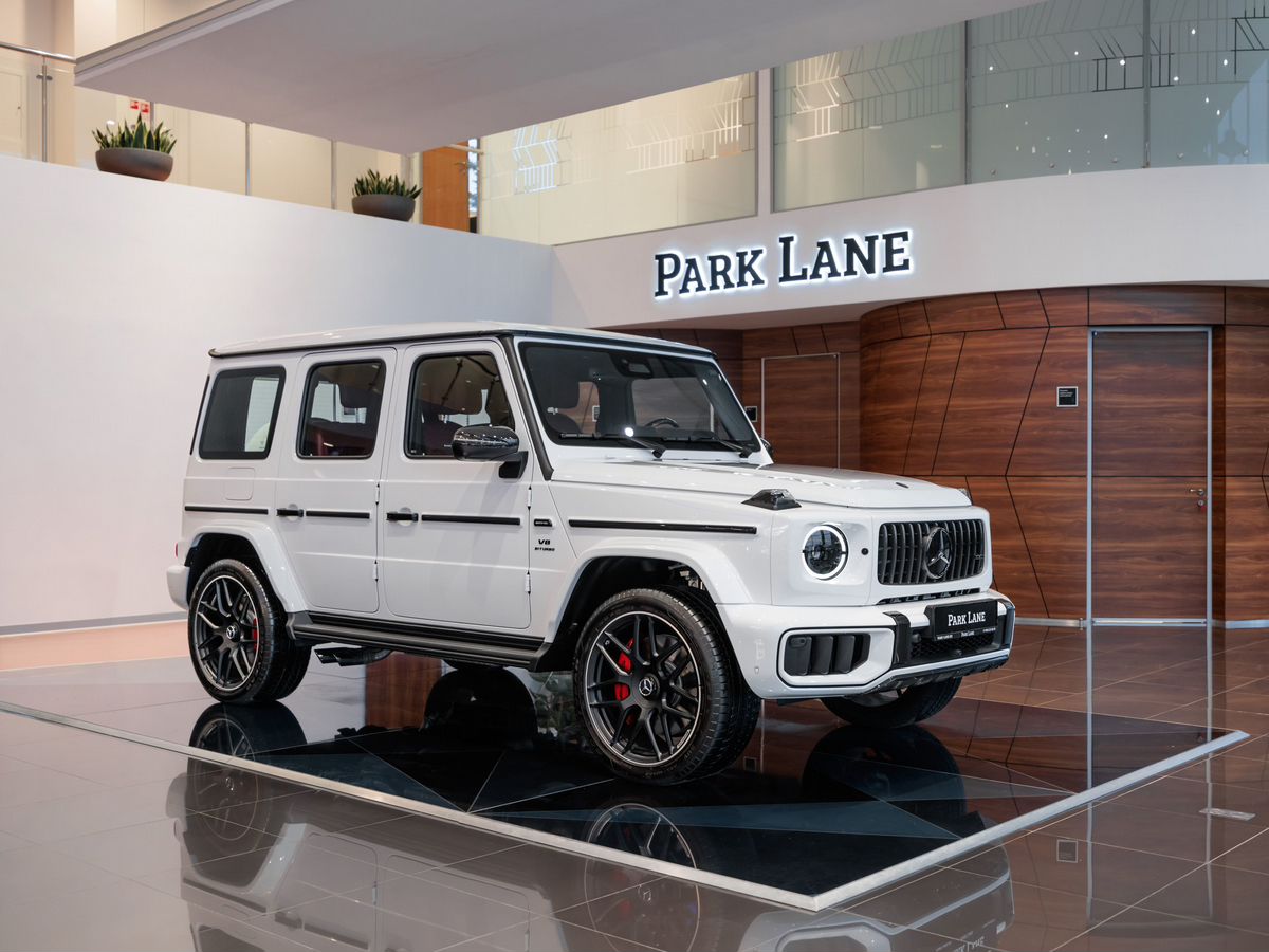 Mercedes-Benz G-Класс AMG II (W465) Рестайлинг 63 AMG 4.0 AT (585 л.с.) 4WD
